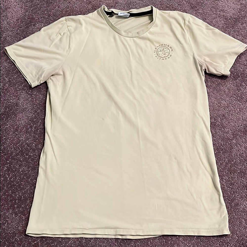 A liar’s (ex boyfriend) Gymshark T-Shirt 🙄